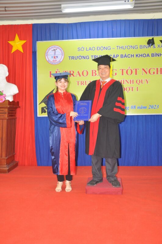 Trường Trung Cấp Bách Khoa Bình Dương